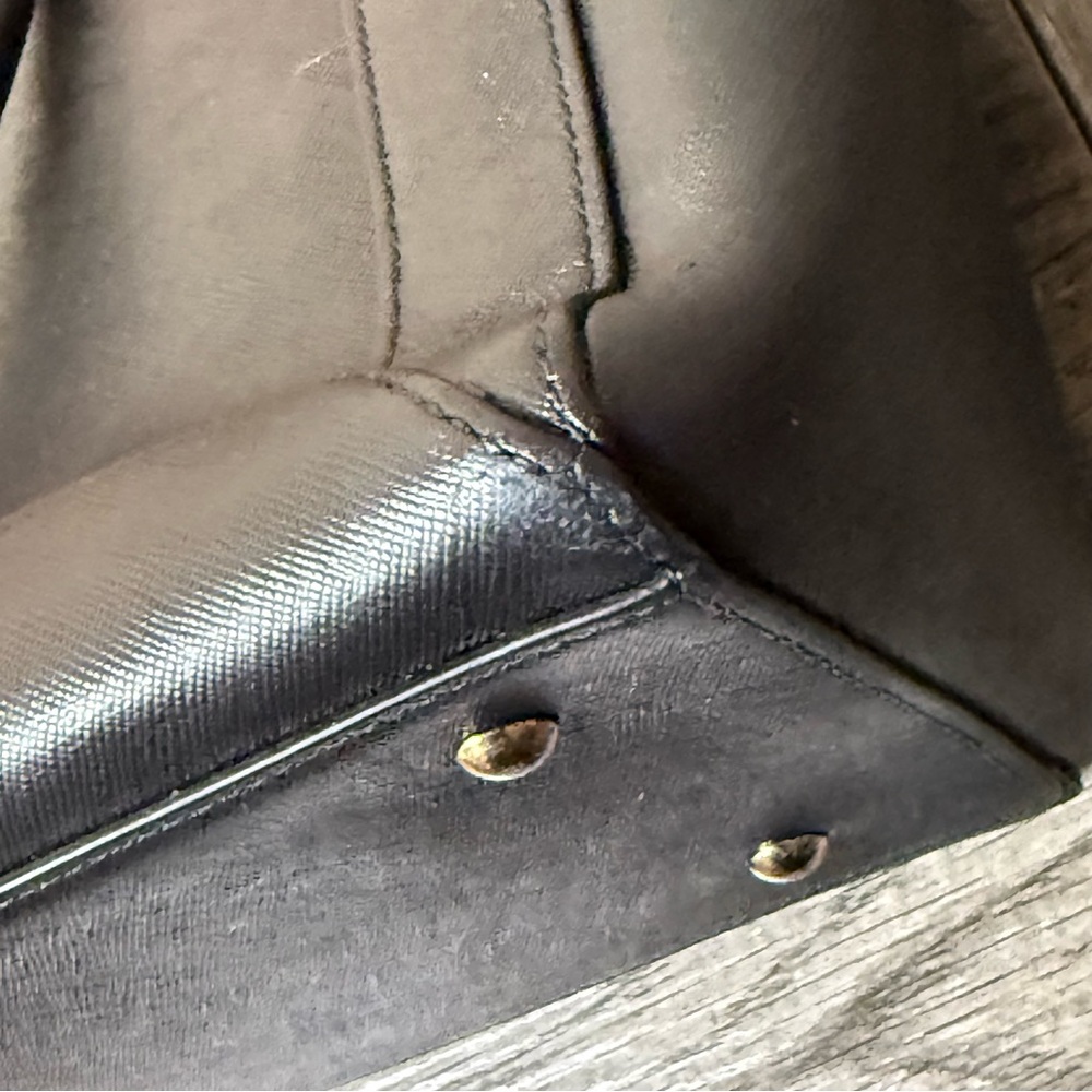 💎MCM DARK NAVY BLUE SAFFIANO LEATHER LAPTOP BAG💎 - Picture 13 of 16